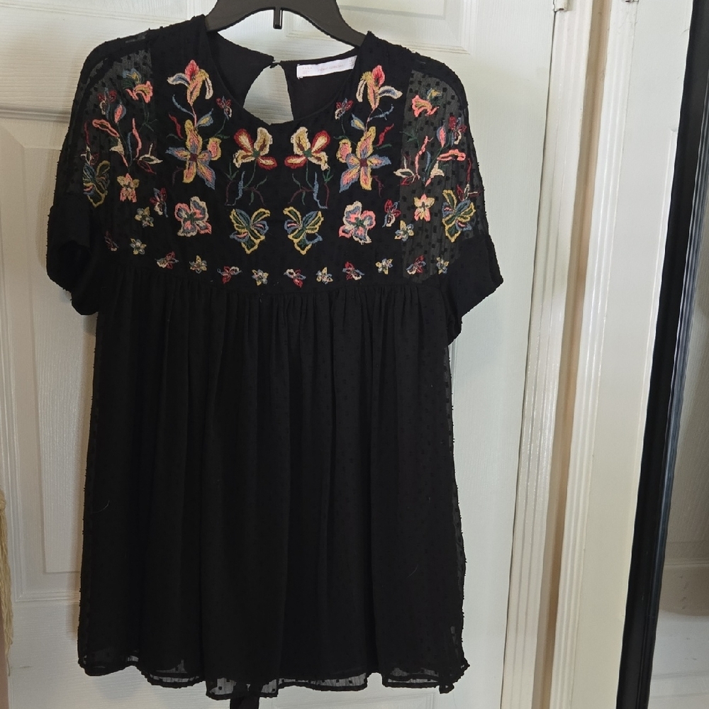 Zara Trafaluc Collection Embroidered Floral Short-Sleeve Black Mini Romper